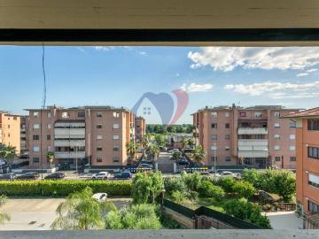 Appartamento in vendita a Roma RM