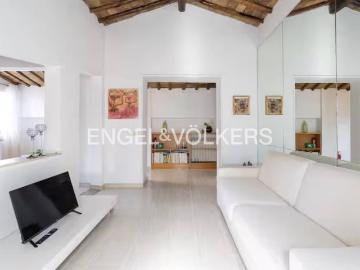 Appartamento in vendita a Roma RM