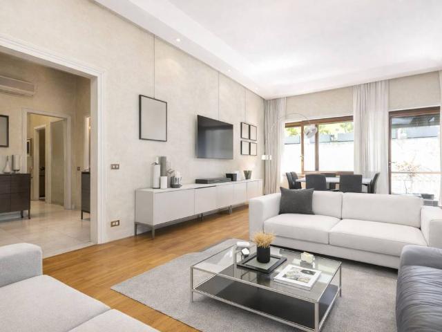 Appartamento in vendita a Roma RM