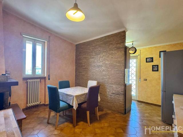Appartamento in vendita a Roma RM