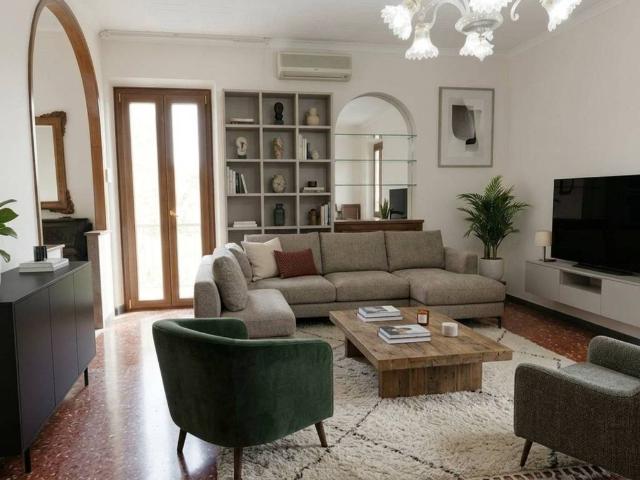 Appartamento in vendita a Roma RM