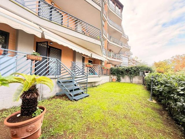 Appartamento in vendita a Roma RM