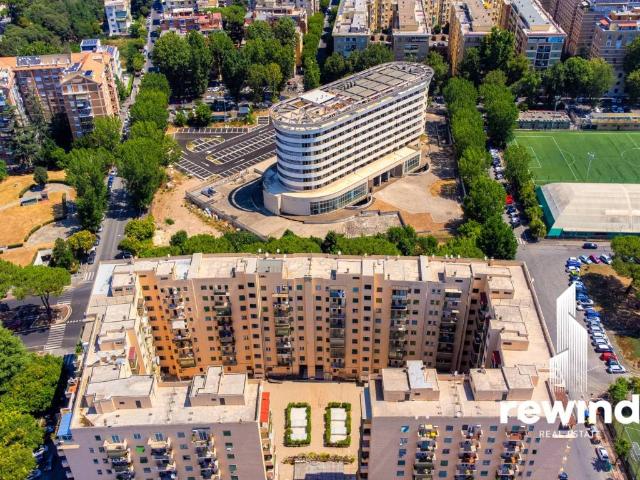 Appartamento in vendita a Roma RM