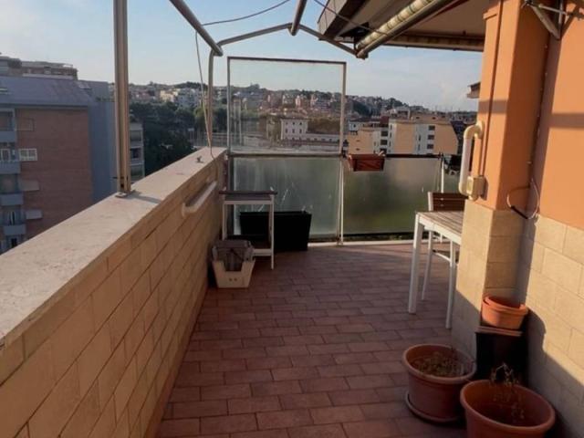 Appartamento in vendita a Roma RM