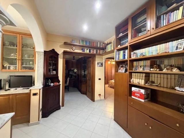 Appartamento in vendita a Roma RM
