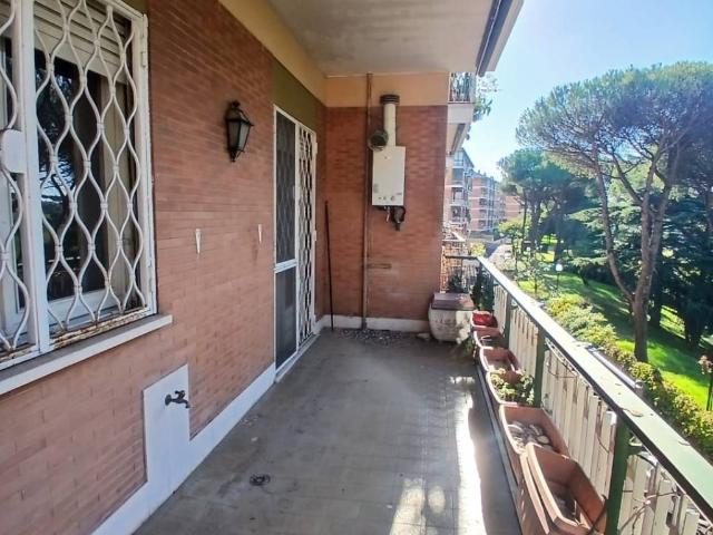 Appartamento in vendita a Roma RM