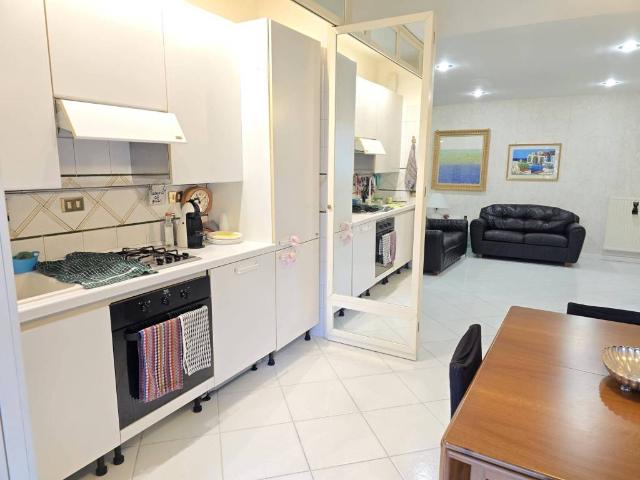 Appartamento in vendita a Roma RM
