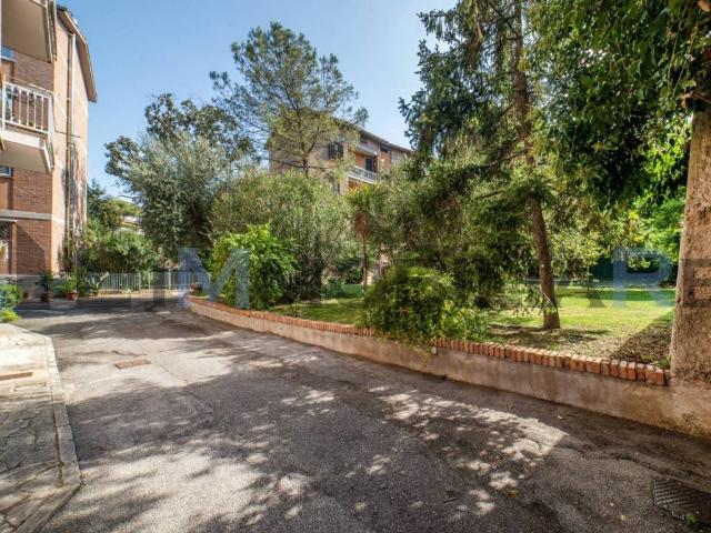 Appartamento in vendita a Roma RM