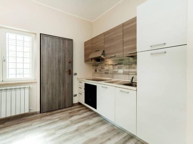 Appartamento in vendita a Roma RM