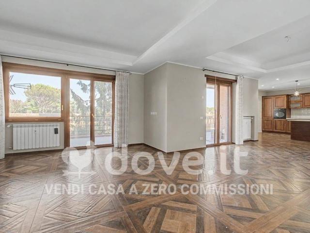 Appartamento in vendita a Roma RM