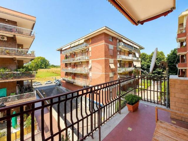 Appartamento in vendita a Roma RM