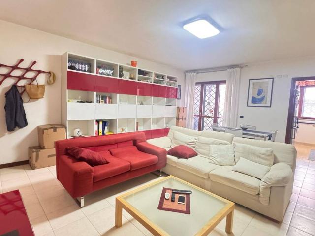 Appartamento in vendita a Roma RM