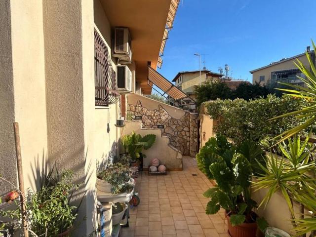 Appartamento in vendita a Roma RM