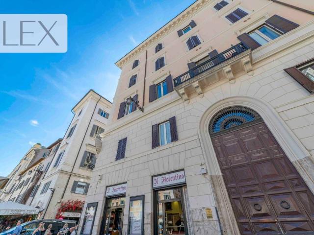 Appartamento in vendita a Roma RM