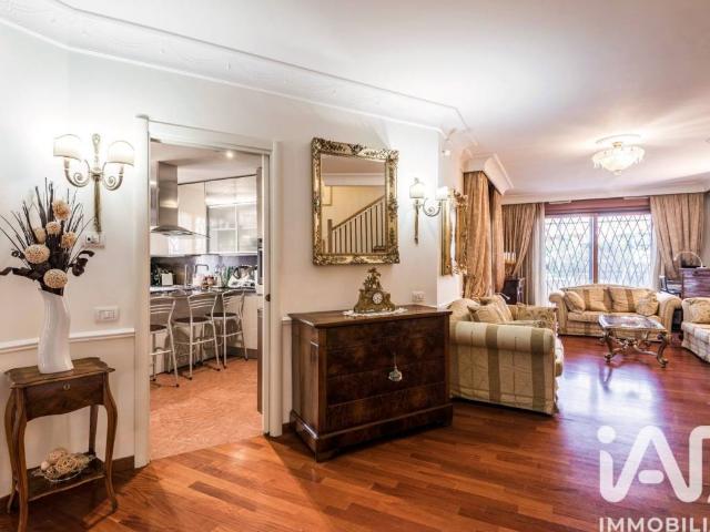 Appartamento in vendita a Roma RM