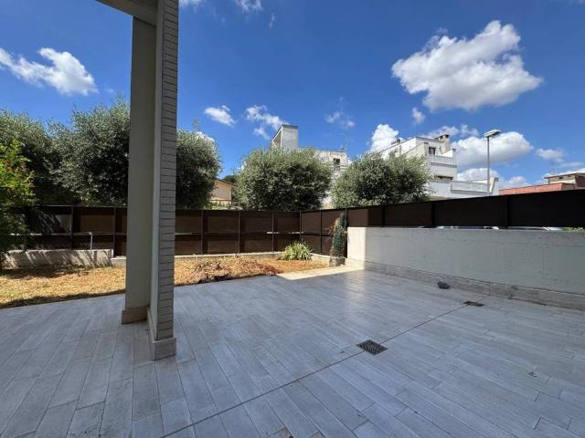Appartamento in vendita a Roma RM