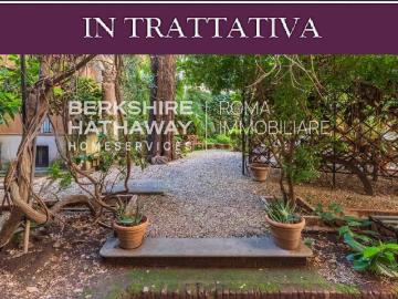 Appartamento in vendita a Roma RM