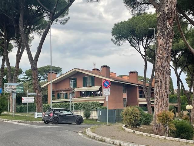 Appartamento in vendita a Roma RM