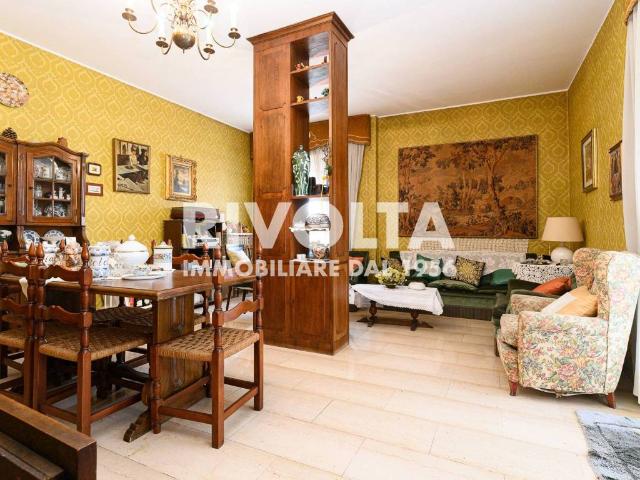 Appartamento in vendita a Roma RM