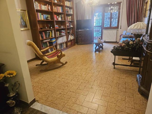 Appartamento in vendita a Roma RM