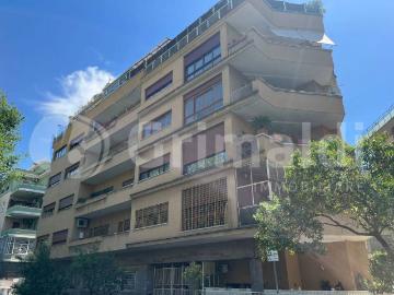 Appartamento in vendita a Roma RM