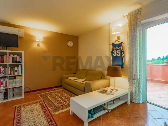 Appartamento in vendita a Roma RM