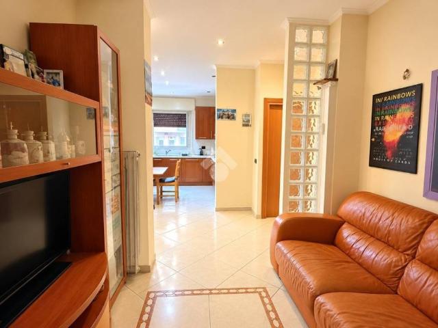 Appartamento in vendita a Roma RM