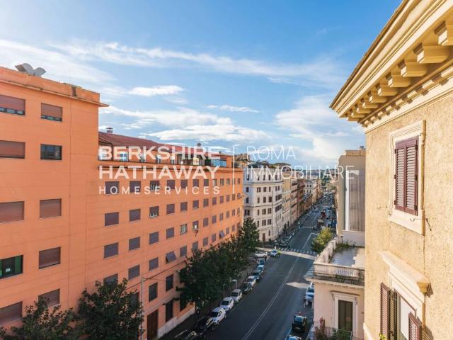 Appartamento in vendita a Roma RM