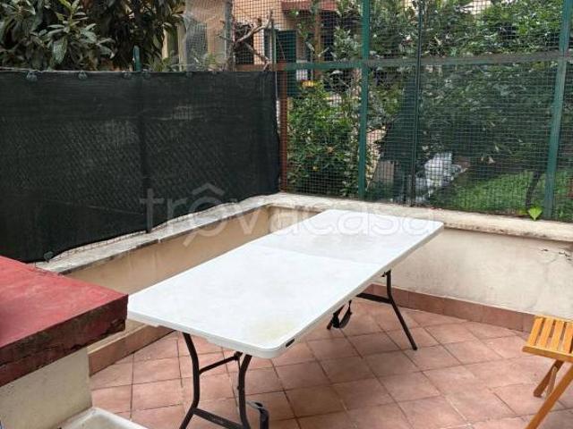 Appartamento in vendita a Roma via Catania, 17, Bologna