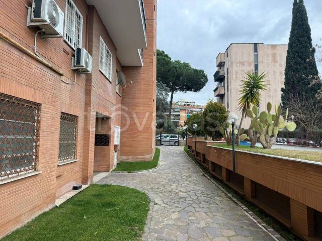 Appartamento in vendita a Roma via Chiusi, Nuovo Salario