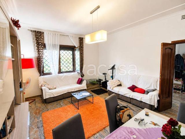 Appartamento in vendita a Roma via Cossombrato, 21, Casalotti