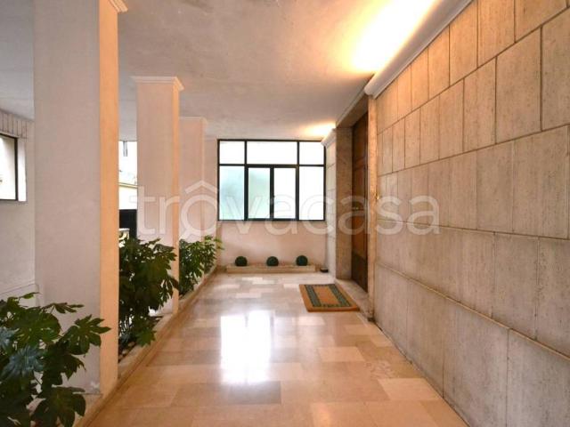 Appartamento in vendita a Roma via dei Tadolini, Flaminio