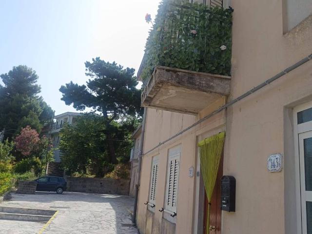 Appartamento in vendita a Rometta ME