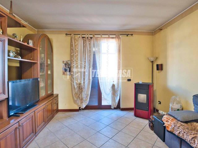 Appartamento in vendita a Romentino
