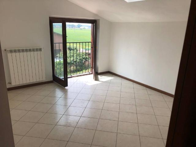 Appartamento in vendita a Roncaro PV