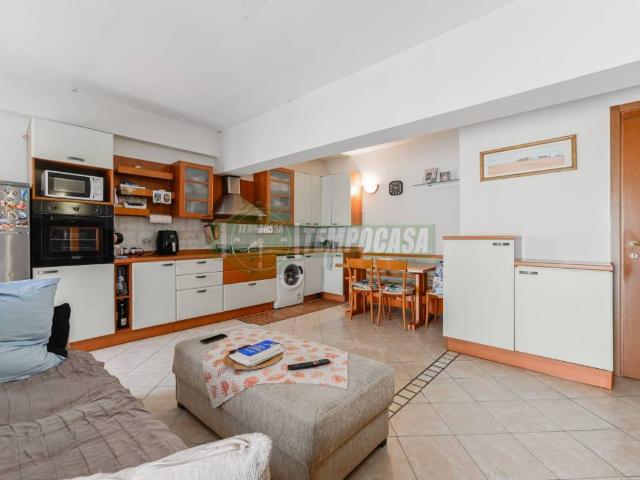 Appartamento in vendita a Roncello MB