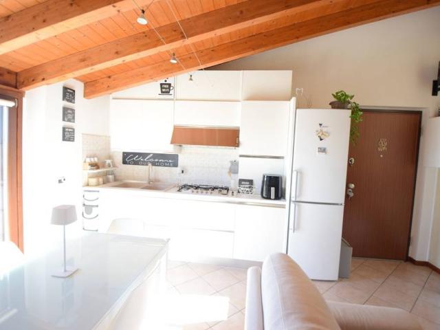 Appartamento in vendita a Roncello MB