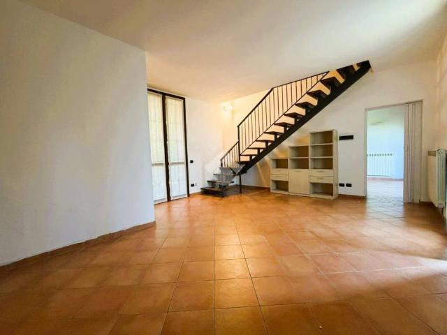 Appartamento in vendita a Ronco Briantino MB