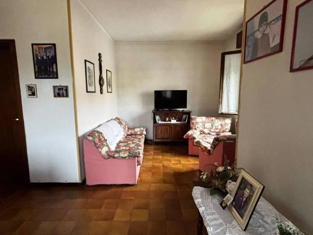 Appartamento in vendita a Roncoferraro MN