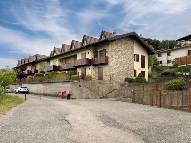 Appartamento in vendita a Roncola BG