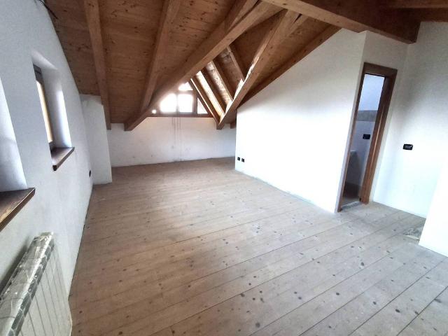 Appartamento in vendita a Roncola BG