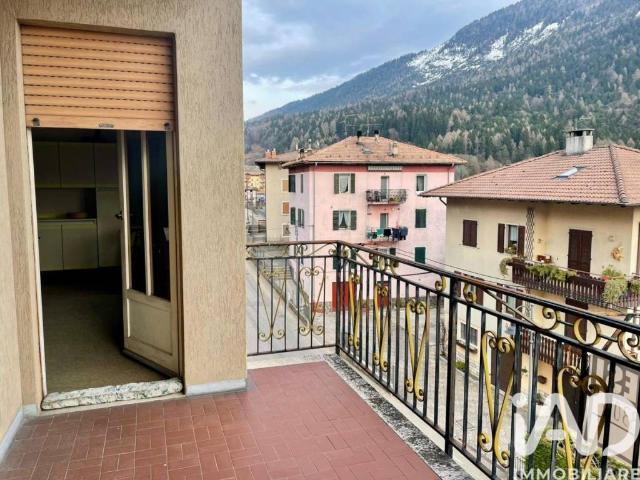 Appartamento in vendita a Ronzo Chienis TN
