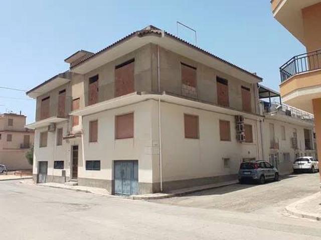 Appartamento in vendita a Rosolini SR