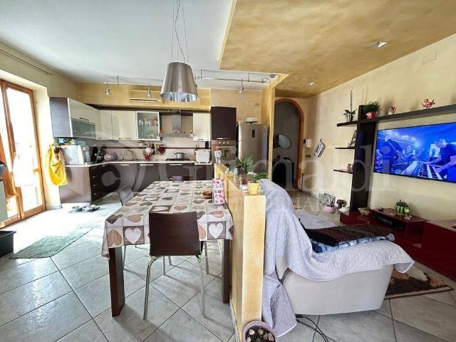 Appartamento in vendita a Rosora AN