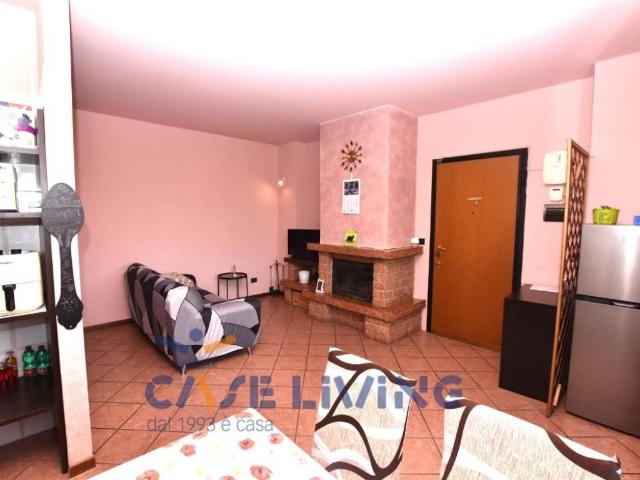 Appartamento in vendita a Rosate MI