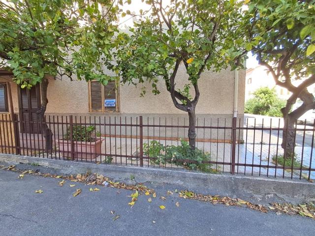 Appartamento in vendita a Roseto Capo Spulico CS