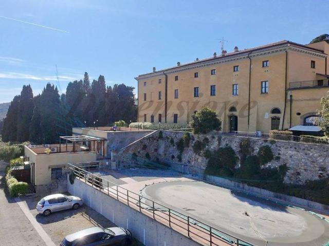Appartamento in vendita a Rosignano Marittimo LI
