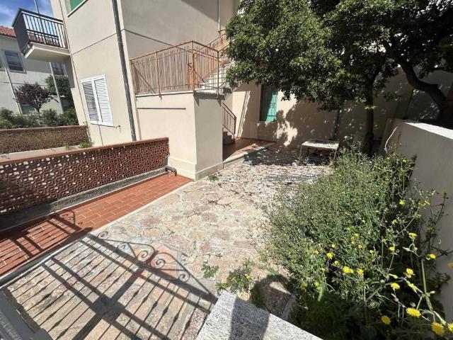 Appartamento in vendita a Rosignano Marittimo LI