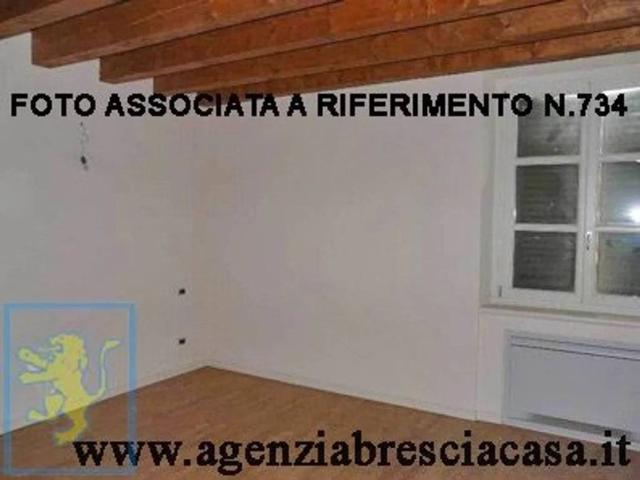 Appartamento in vendita a Rovato BS