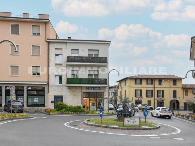Appartamento in vendita a Rovato BS